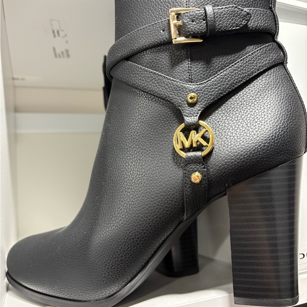 Michael Kors Black Heeled Boots with Chunky Heel and Gold Accents
